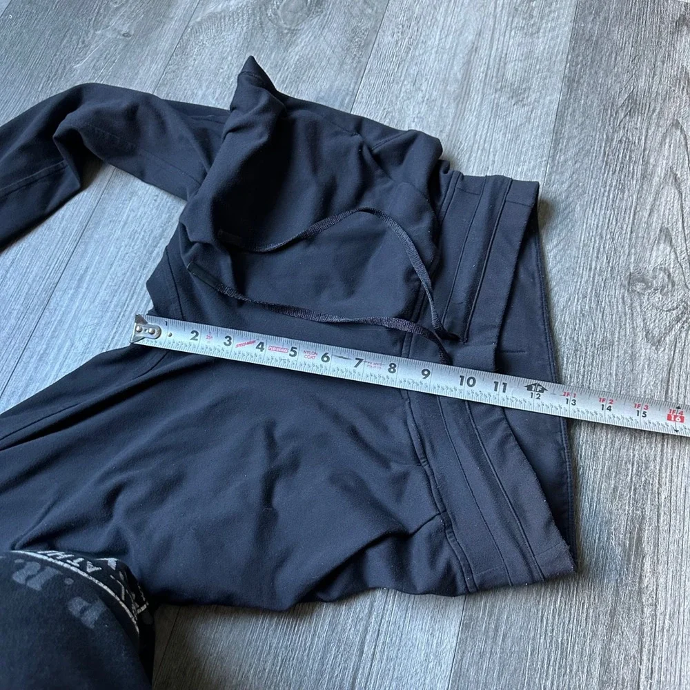 Lululemon Black Joggers Sweatpants‎ Drawstring Size 4 Soft Fleece